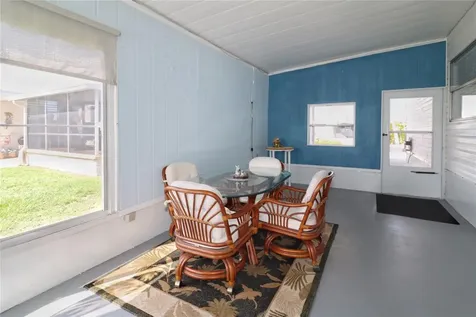 107 E Saint Johns Way Apollo Beach FL 33572