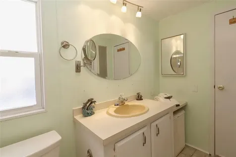 107 E Saint Johns Way Apollo Beach FL 33572