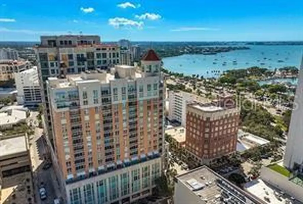 1350 Main Street Sarasota FL 34236