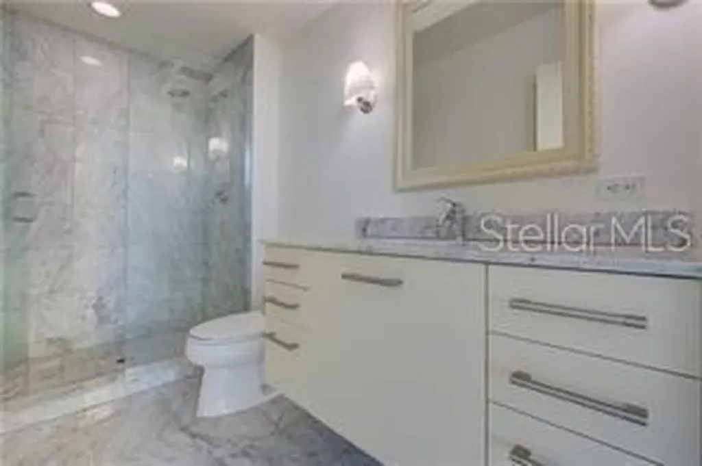 1350 Main Street Sarasota FL 34236