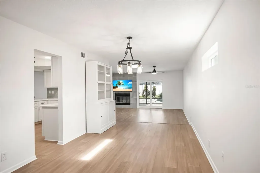 1869 Marla Court Dunedin FL 34698