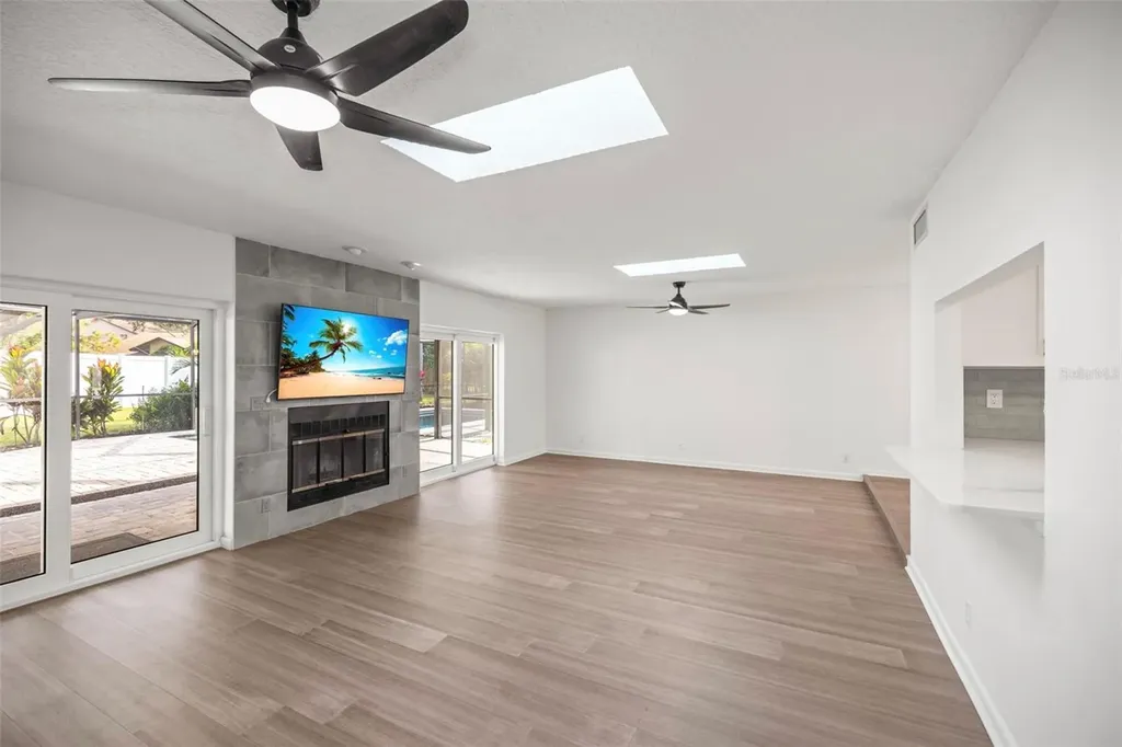 1869 Marla Court Dunedin FL 34698