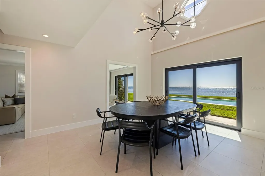 218 Colony Point Road S St Petersburg FL 33705
