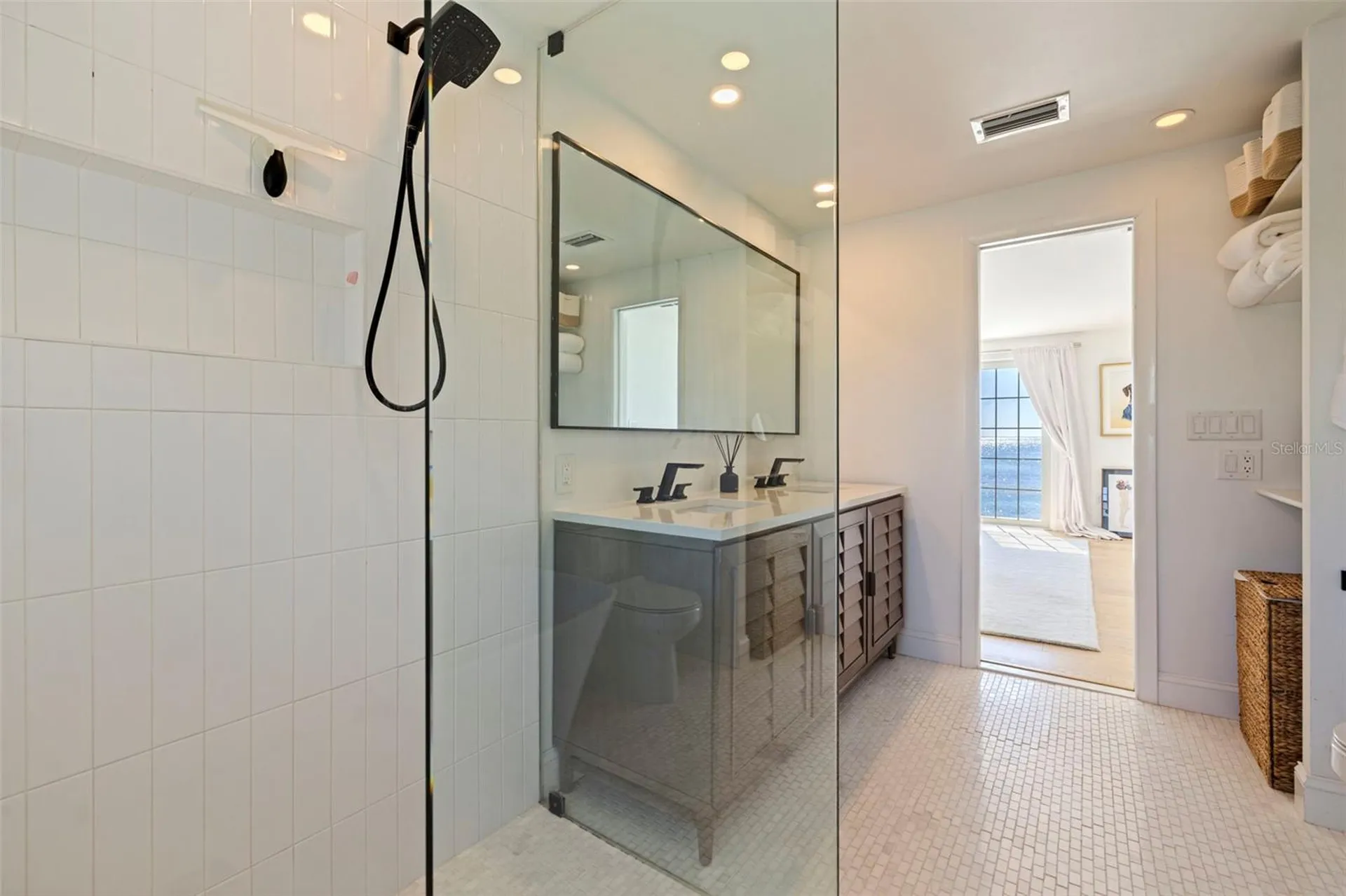 218 Colony Point Road S St Petersburg FL 33705