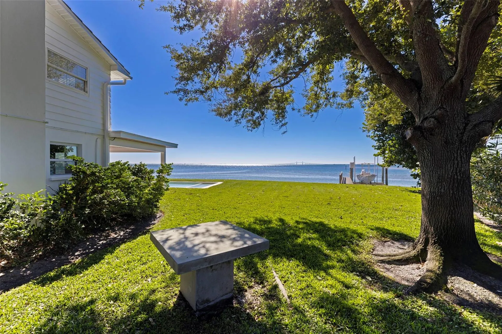 218 Colony Point Road S St Petersburg FL 33705