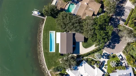 218 Colony Point Road S St Petersburg FL 33705