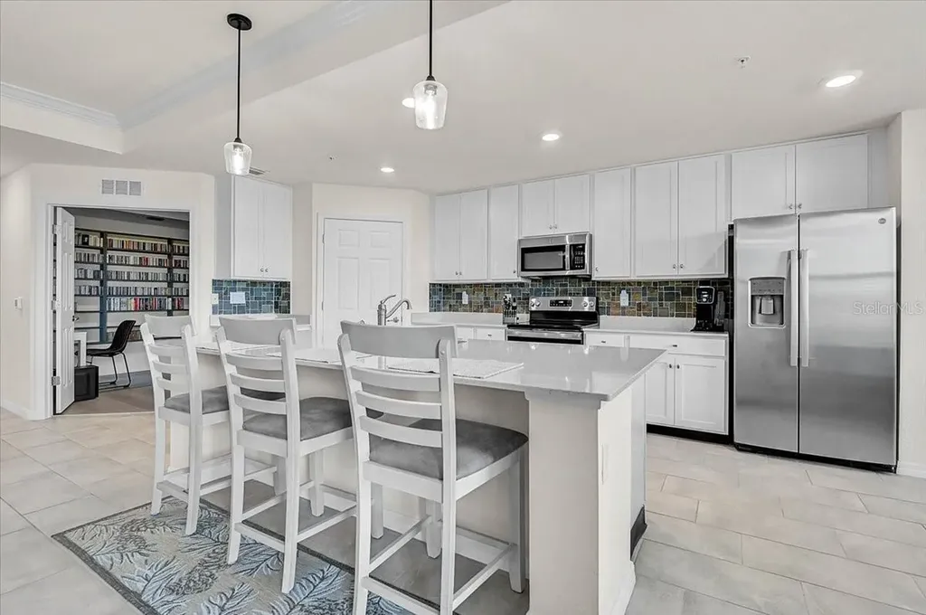 5684 Palmer Circle Bradenton FL 34211