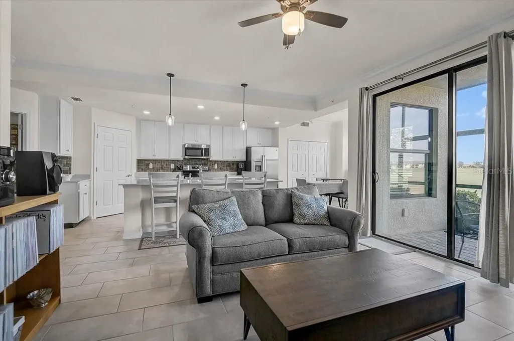 5684 Palmer Circle Bradenton FL 34211