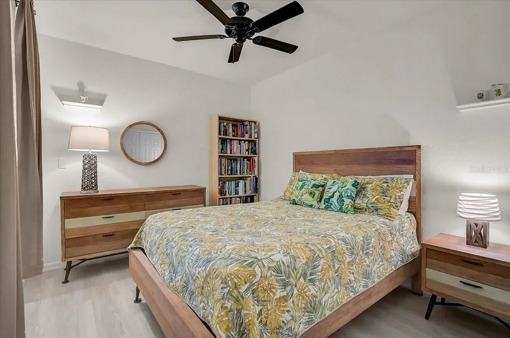 5684 Palmer Circle Bradenton FL 34211