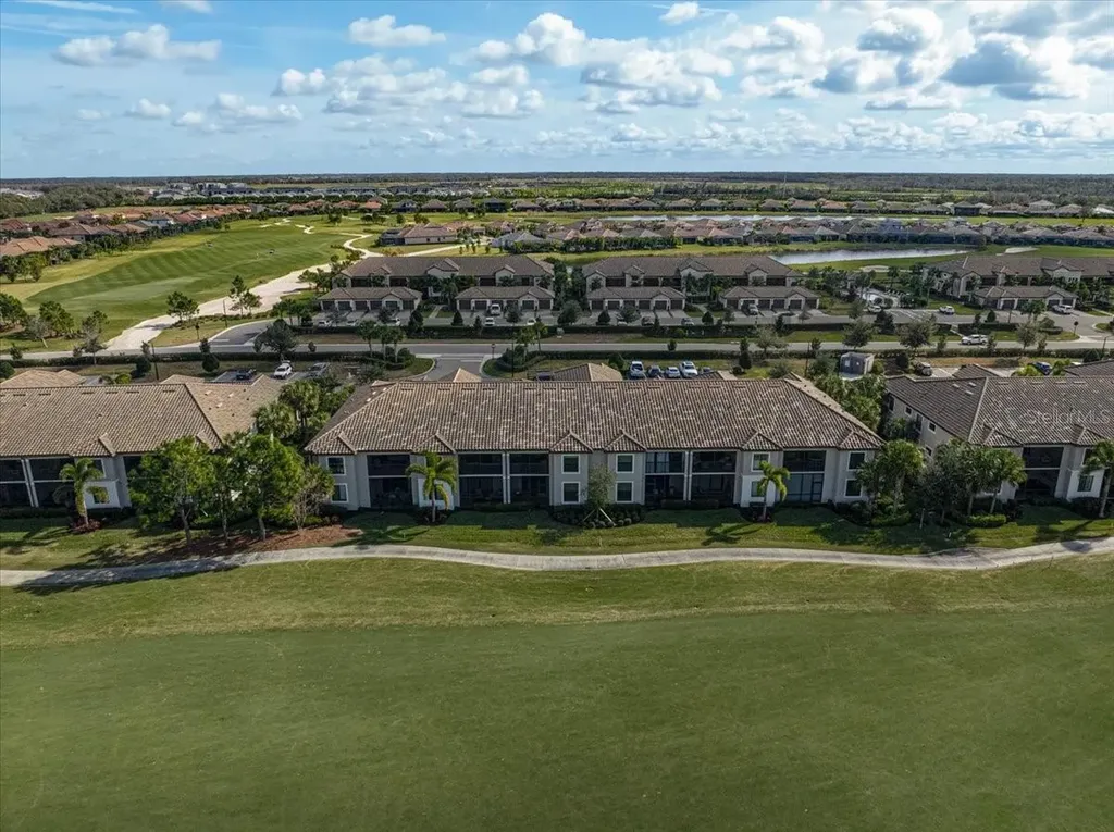 5684 Palmer Circle Bradenton FL 34211