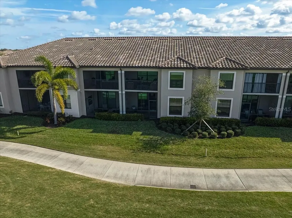 5684 Palmer Circle Bradenton FL 34211