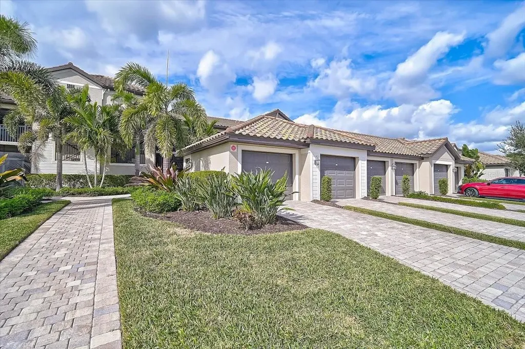 5684 Palmer Circle Bradenton FL 34211
