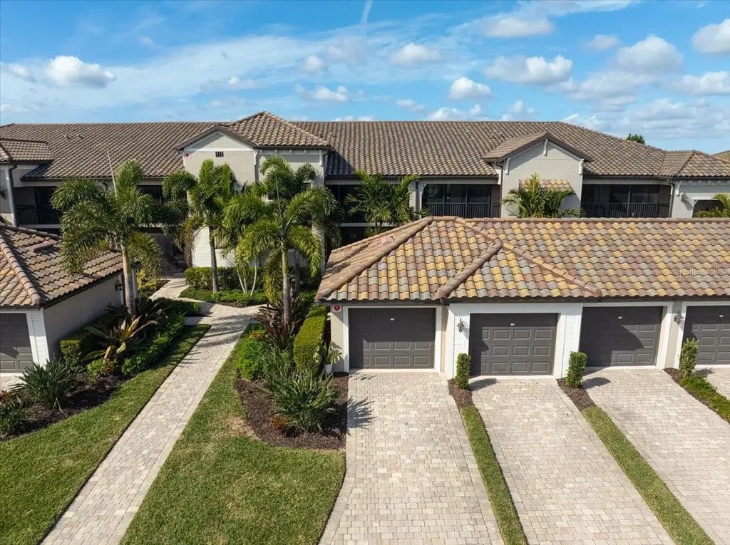 5684 Palmer Circle Bradenton FL 34211