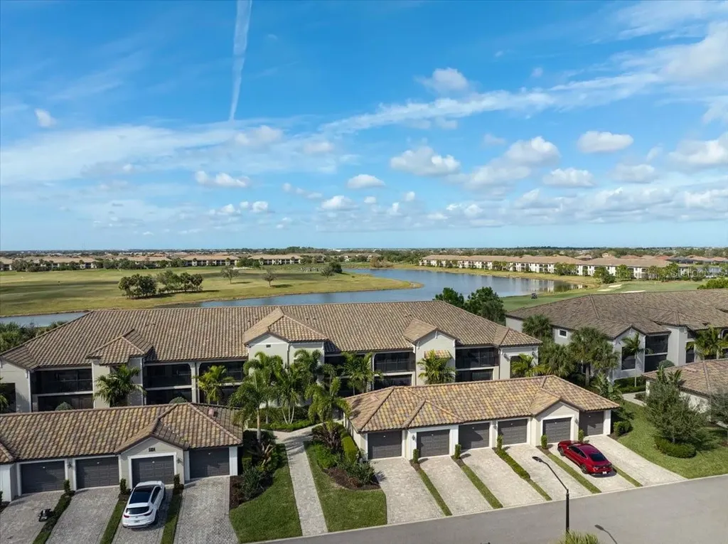 5684 Palmer Circle Bradenton FL 34211