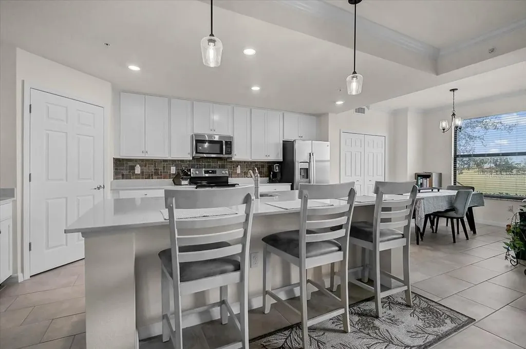 5684 Palmer Circle Bradenton FL 34211