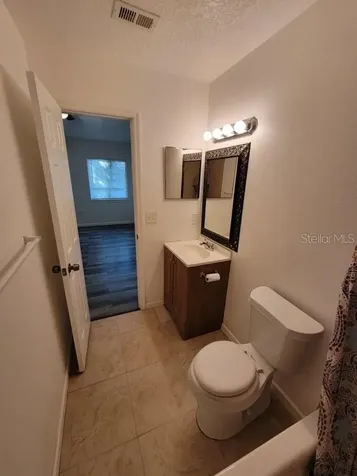 5214 Via Hacienda Circle Orlando FL 32839
