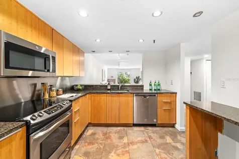 201 W Laurel Street Tampa FL 33602