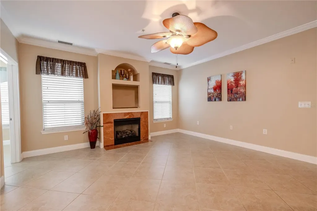 2749 Via Cipriani Clearwater FL 33764