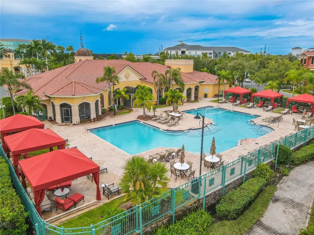 2749 Via Cipriani Clearwater FL 33764