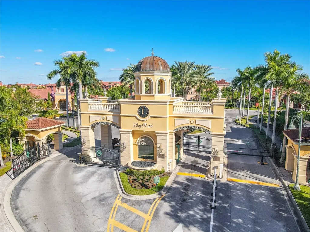 2749 Via Cipriani Clearwater FL 33764