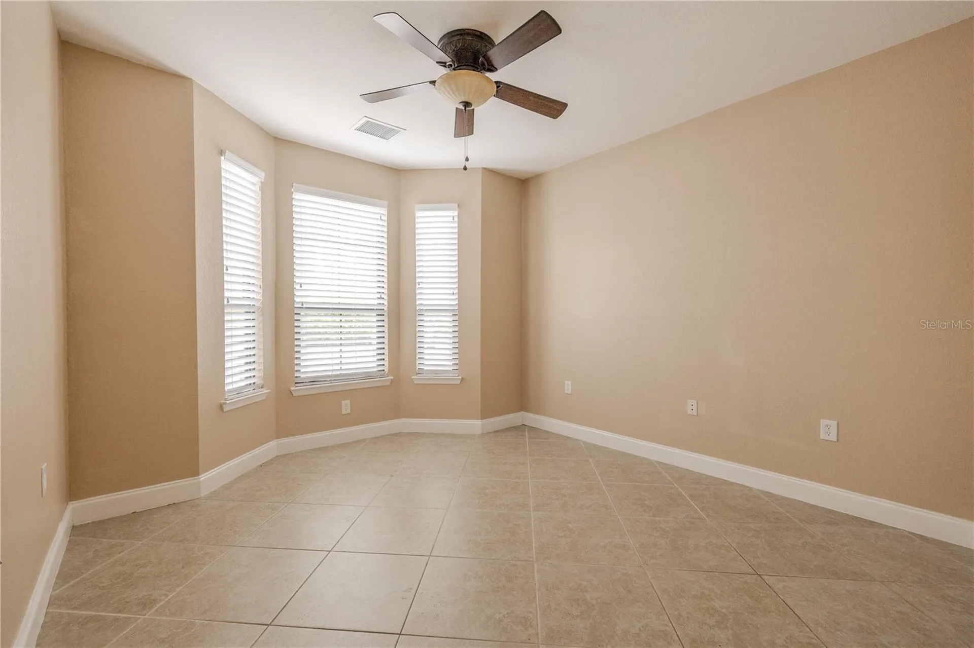 2749 Via Cipriani Clearwater FL 33764