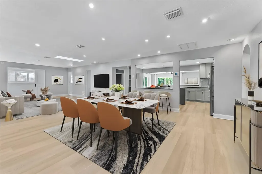 1740 S Orange Avenue Sarasota FL 34239