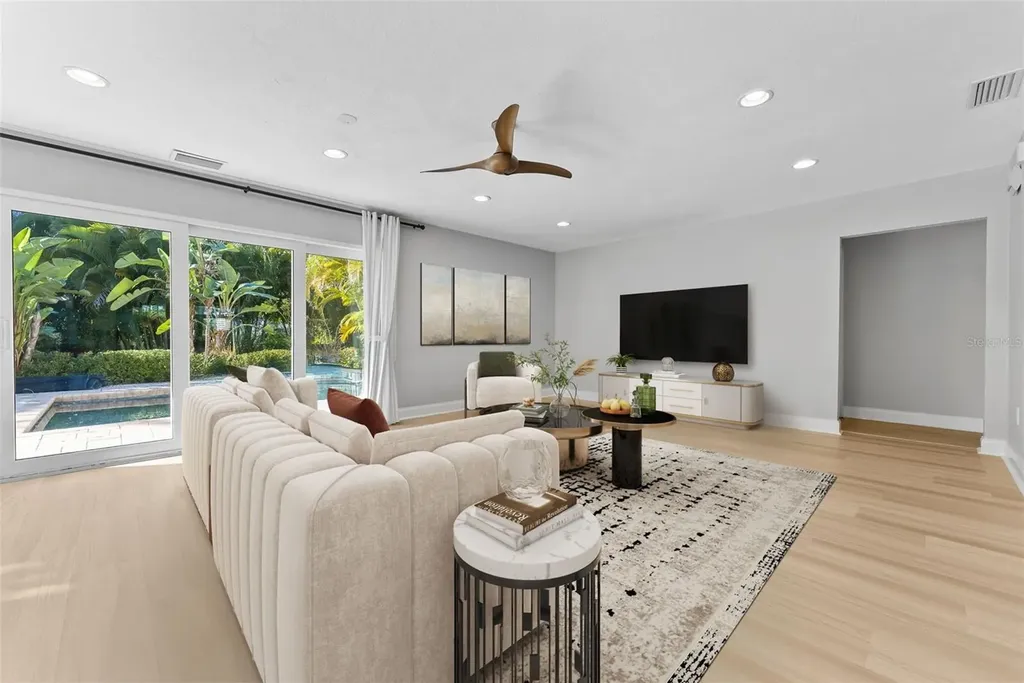 1740 S Orange Avenue Sarasota FL 34239