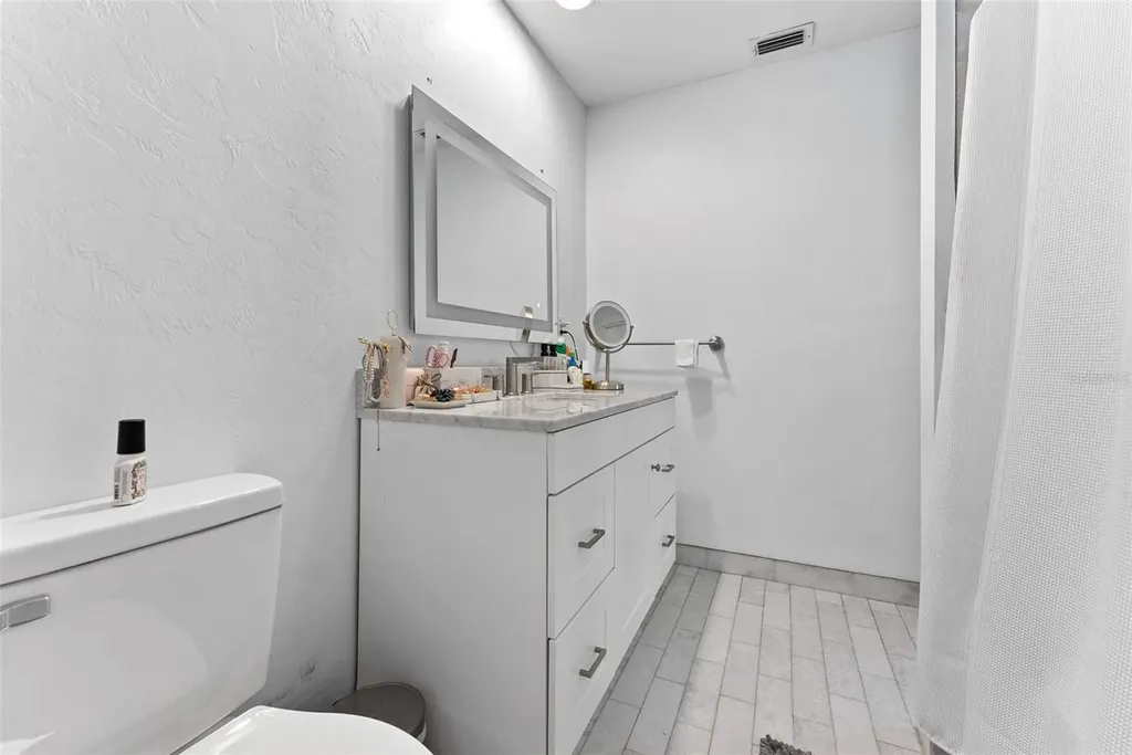 1740 S Orange Avenue Sarasota FL 34239