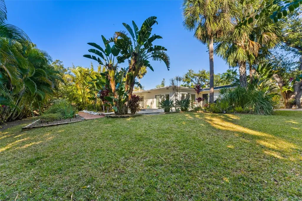 1740 S Orange Avenue Sarasota FL 34239