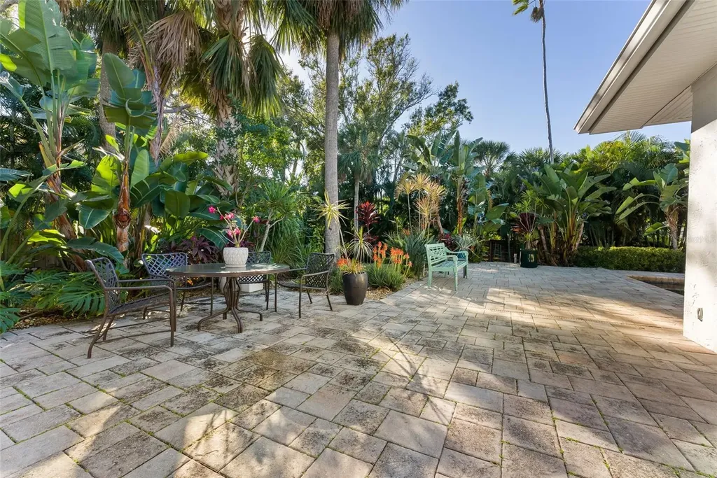 1740 S Orange Avenue Sarasota FL 34239
