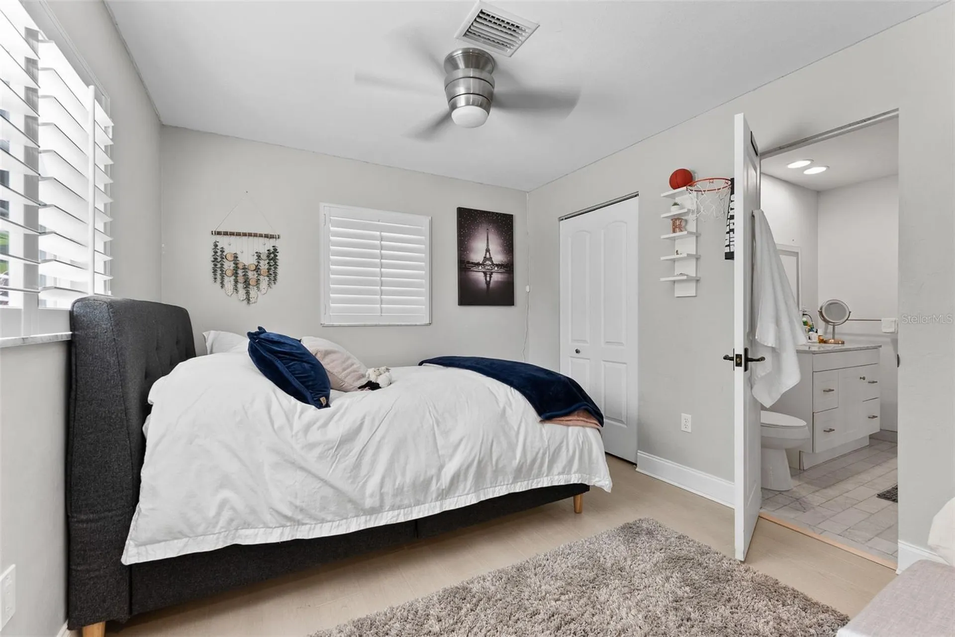 1740 S Orange Avenue Sarasota FL 34239