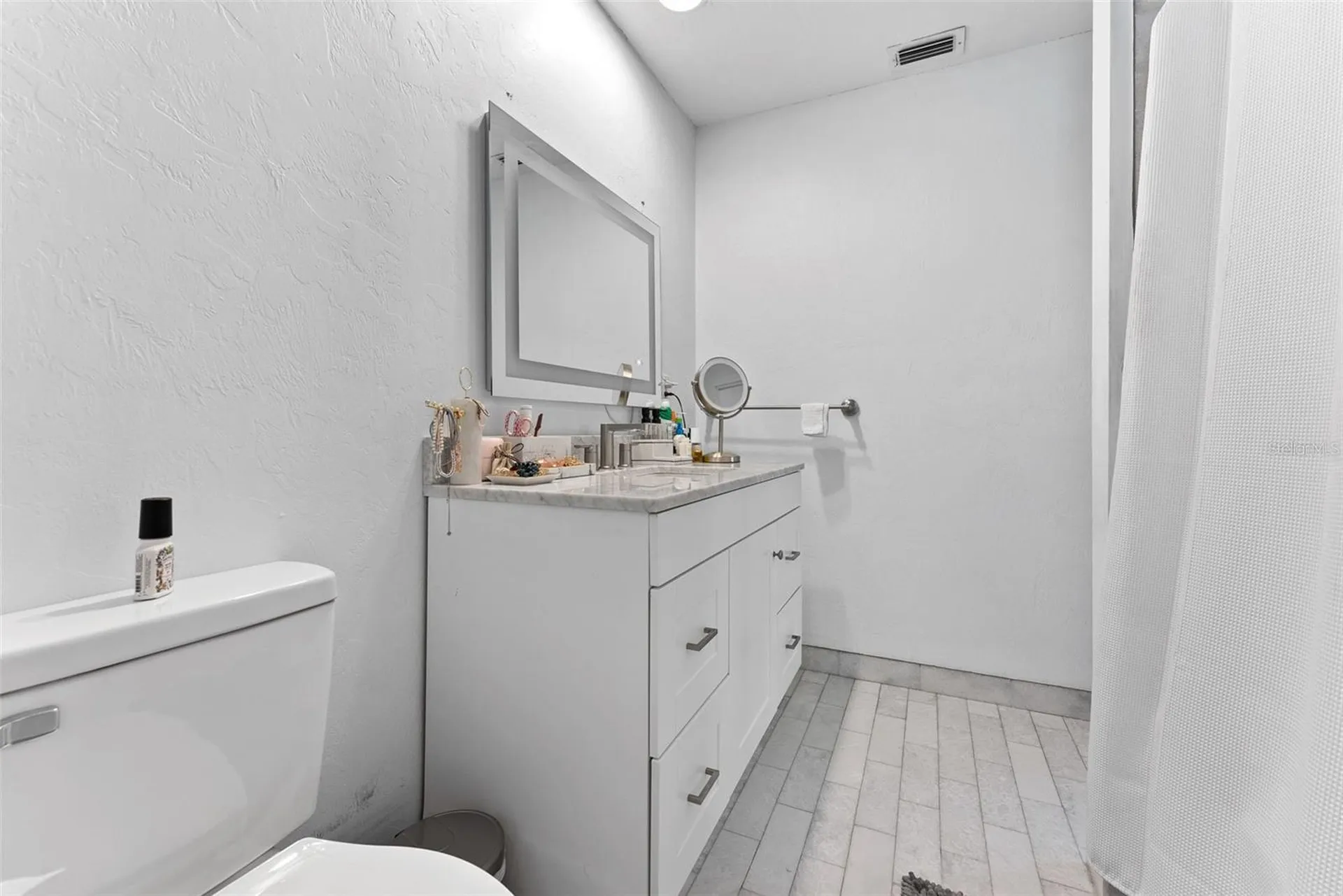 1740 S Orange Avenue Sarasota FL 34239