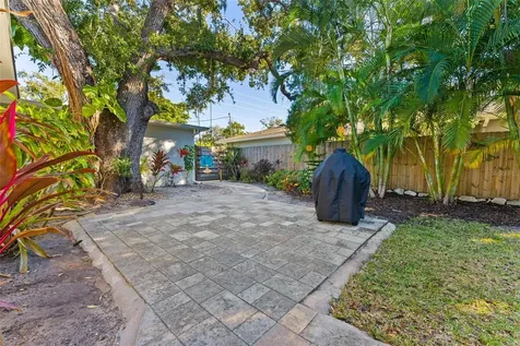 1740 S Orange Avenue Sarasota FL 34239