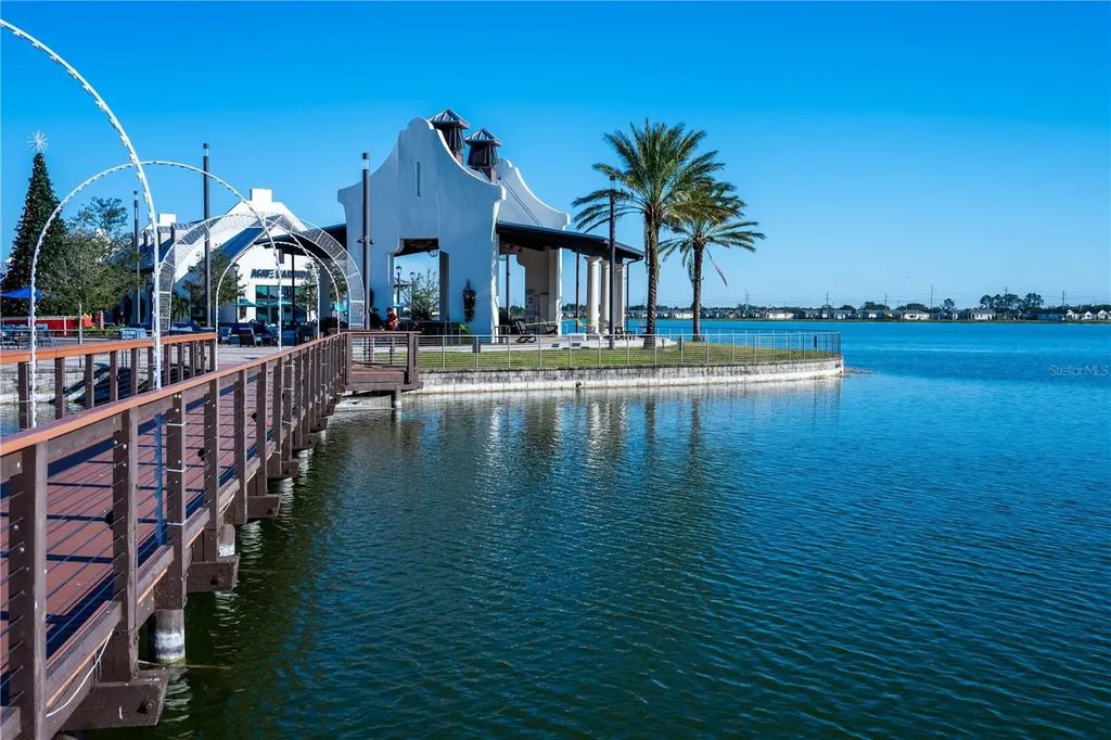 7845 Mainsail Lane Sarasota FL 34240