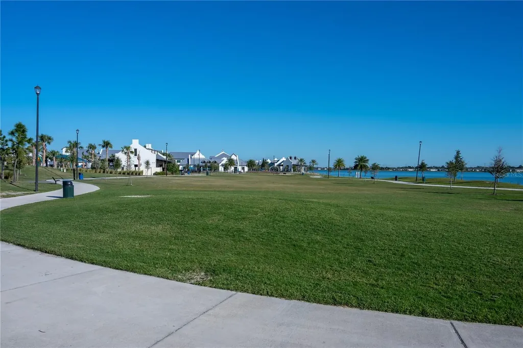 7845 Mainsail Lane Sarasota FL 34240