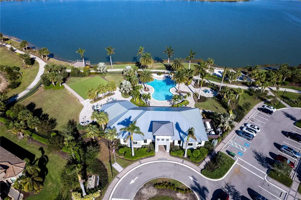 7845 Mainsail Lane Sarasota FL 34240