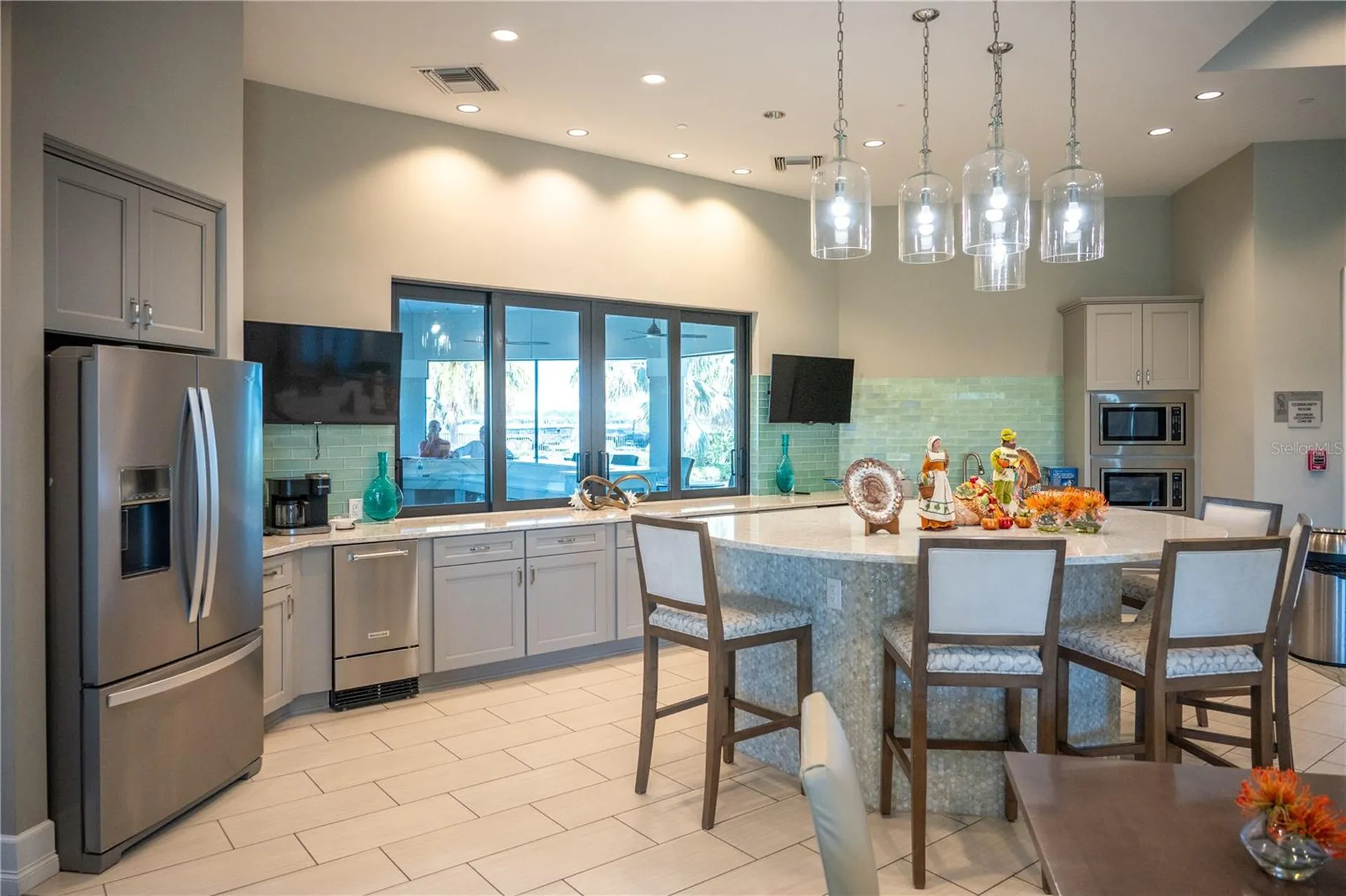 7845 Mainsail Lane Sarasota FL 34240
