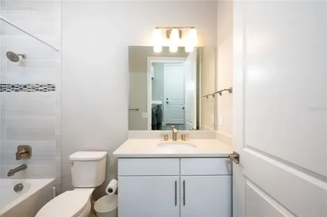 7845 Mainsail Lane Sarasota FL 34240