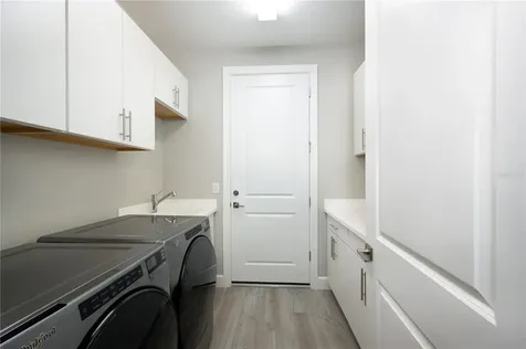 7845 Mainsail Lane Sarasota FL 34240