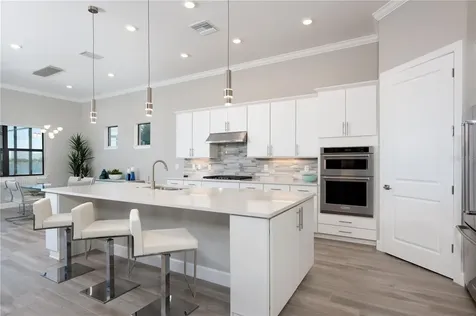 7845 Mainsail Lane Sarasota FL 34240