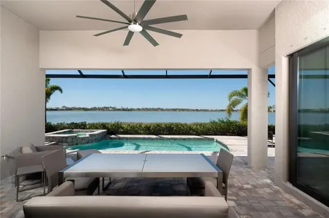 7845 Mainsail Lane Sarasota FL 34240
