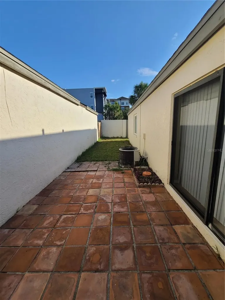 13701 Lazy Oak Drive Tampa FL 33613