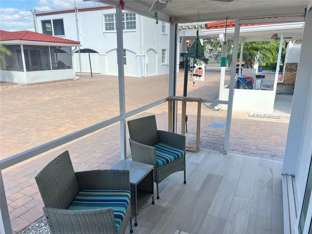 6154 Midnight Pass Road Sarasota FL 34242