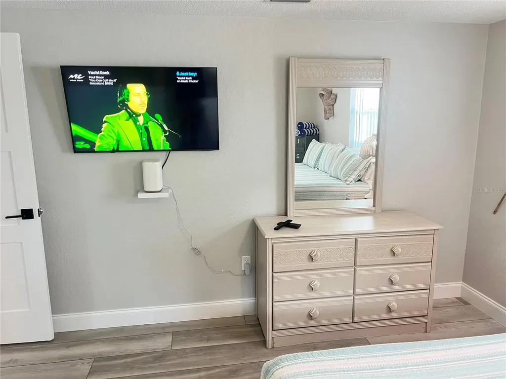 6154 Midnight Pass Road Sarasota FL 34242