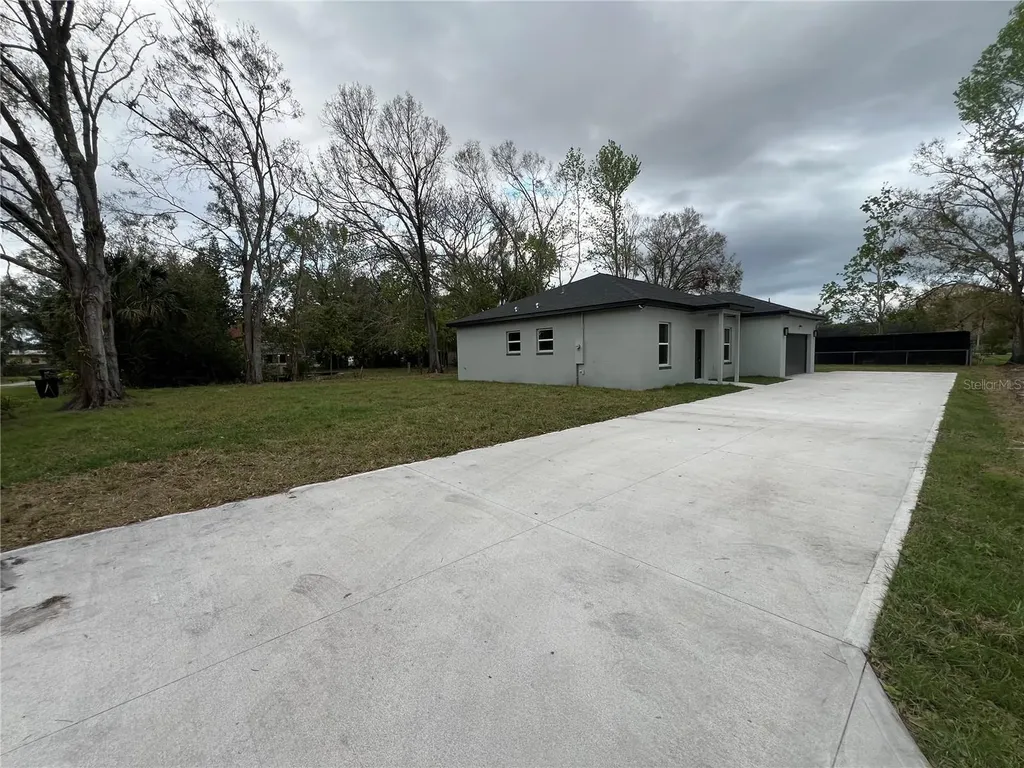 6425 Curtis Street Orlando FL 32807