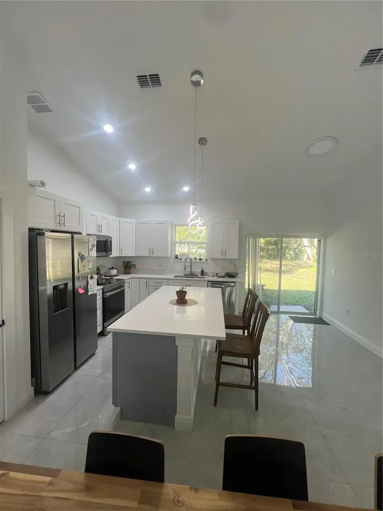 6425 Curtis Street Orlando FL 32807