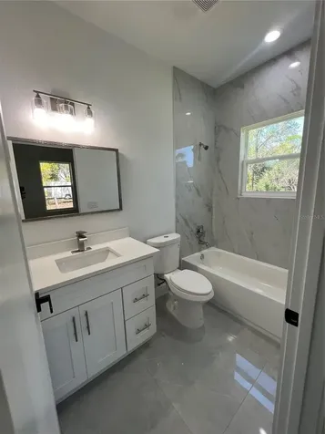 6425 Curtis Street Orlando FL 32807