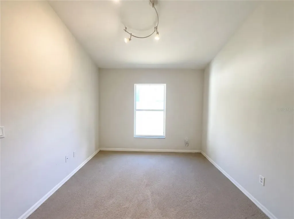 18915 Nest Fern Circle Tampa FL 33647