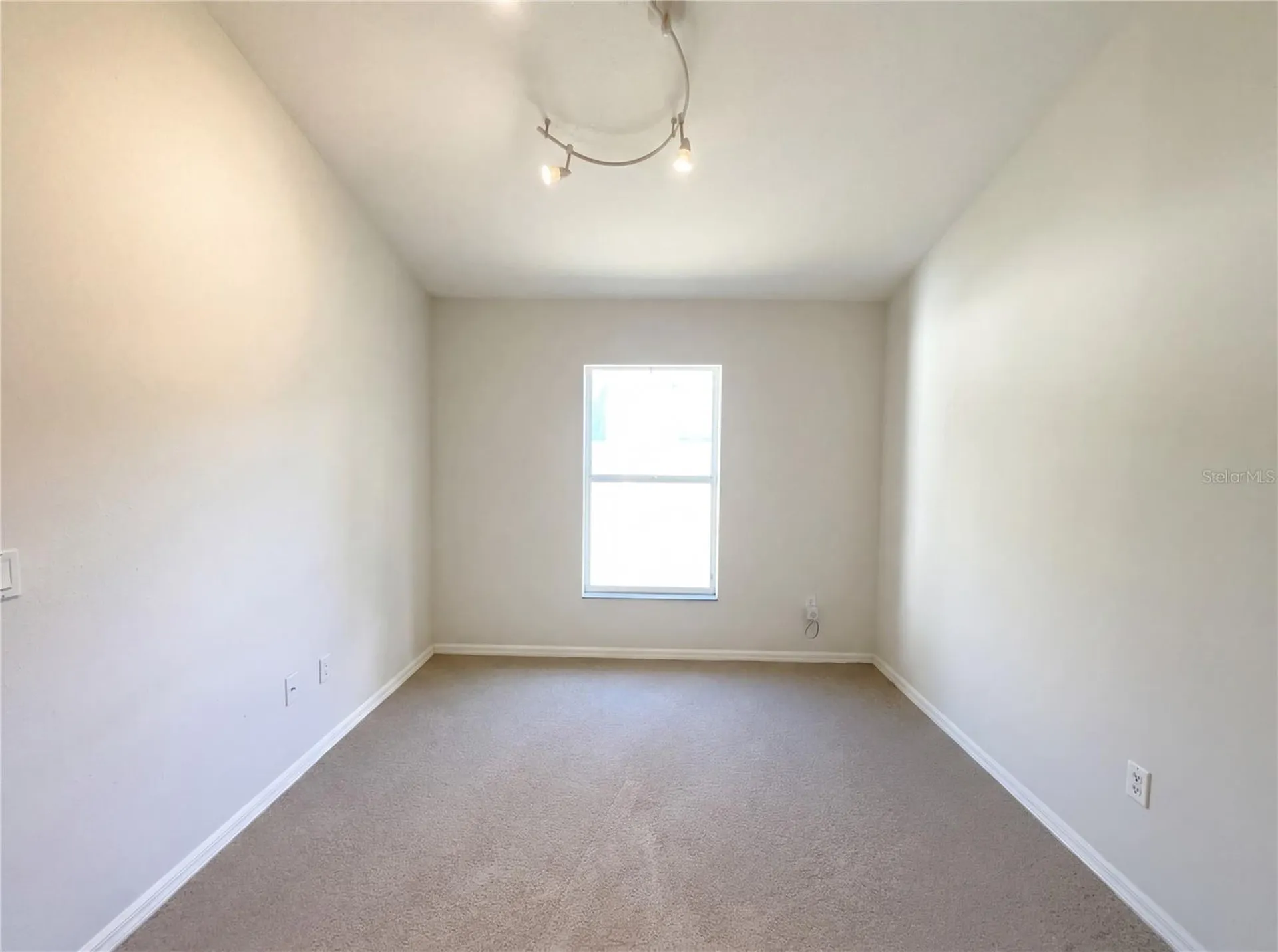 18915 Nest Fern Circle Tampa FL 33647