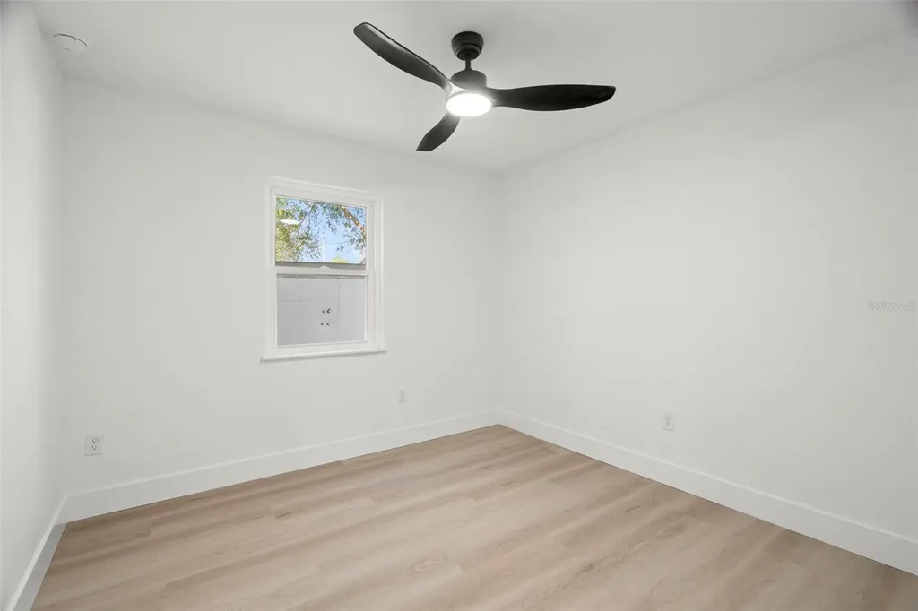 7211 Orpine Drive N St Petersburg FL 33702